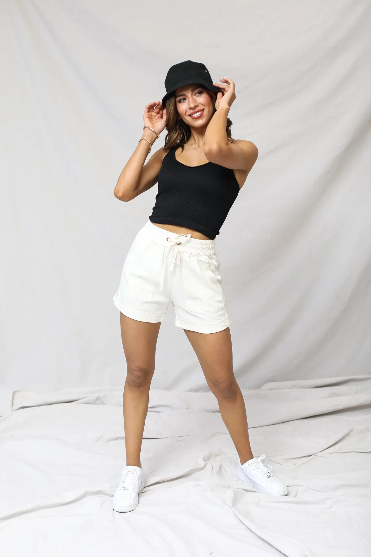 Beach Away Linen Shorts