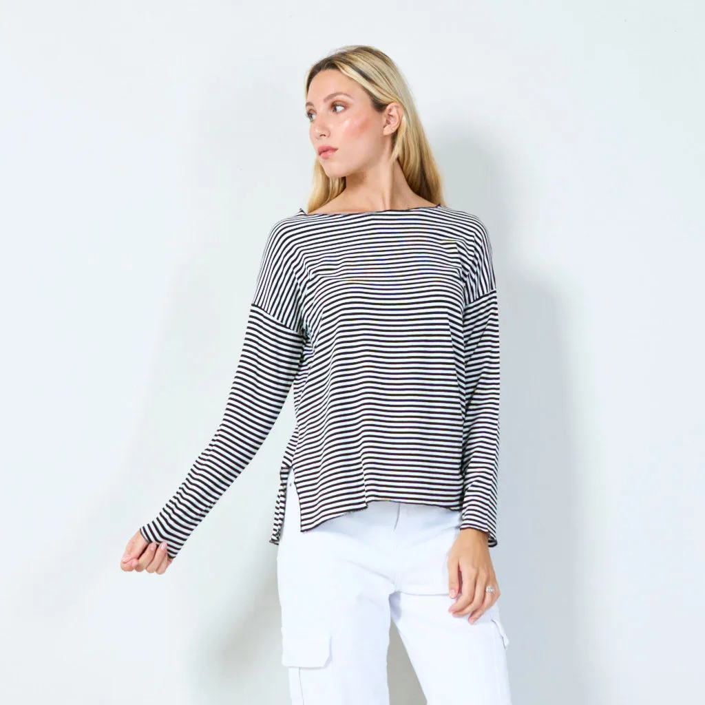 Comfortable striped top with 3/4 sleeves wholesale