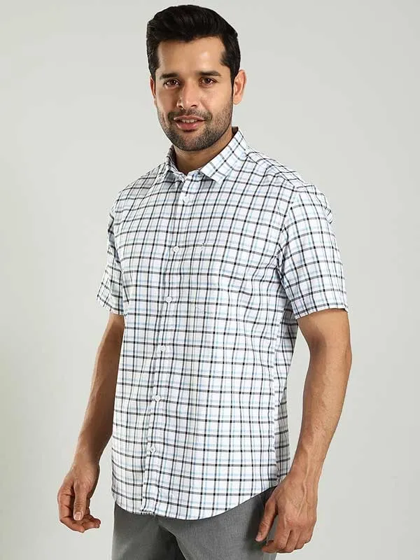 Men Checked Half Sleeve Cotton Shirt