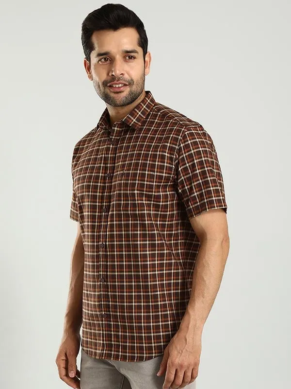 Men Checked Half Sleeve Cotton Shirt