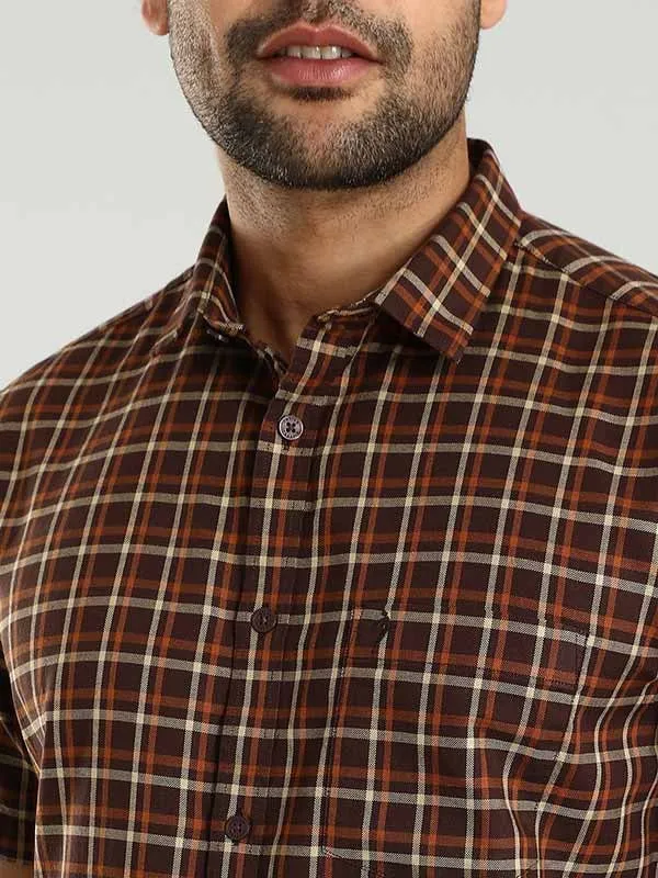 Men Checked Half Sleeve Cotton Shirt