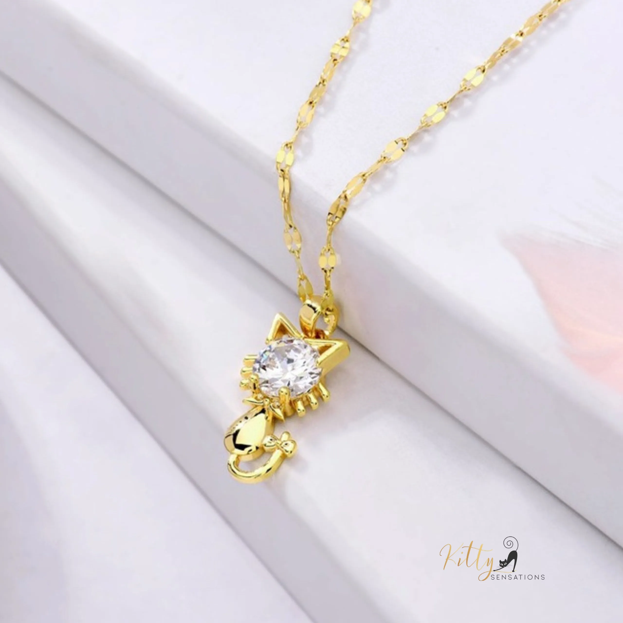 Tail-Bow Kitty CZ Necklace with Alternating Links Chain - Gold Plated