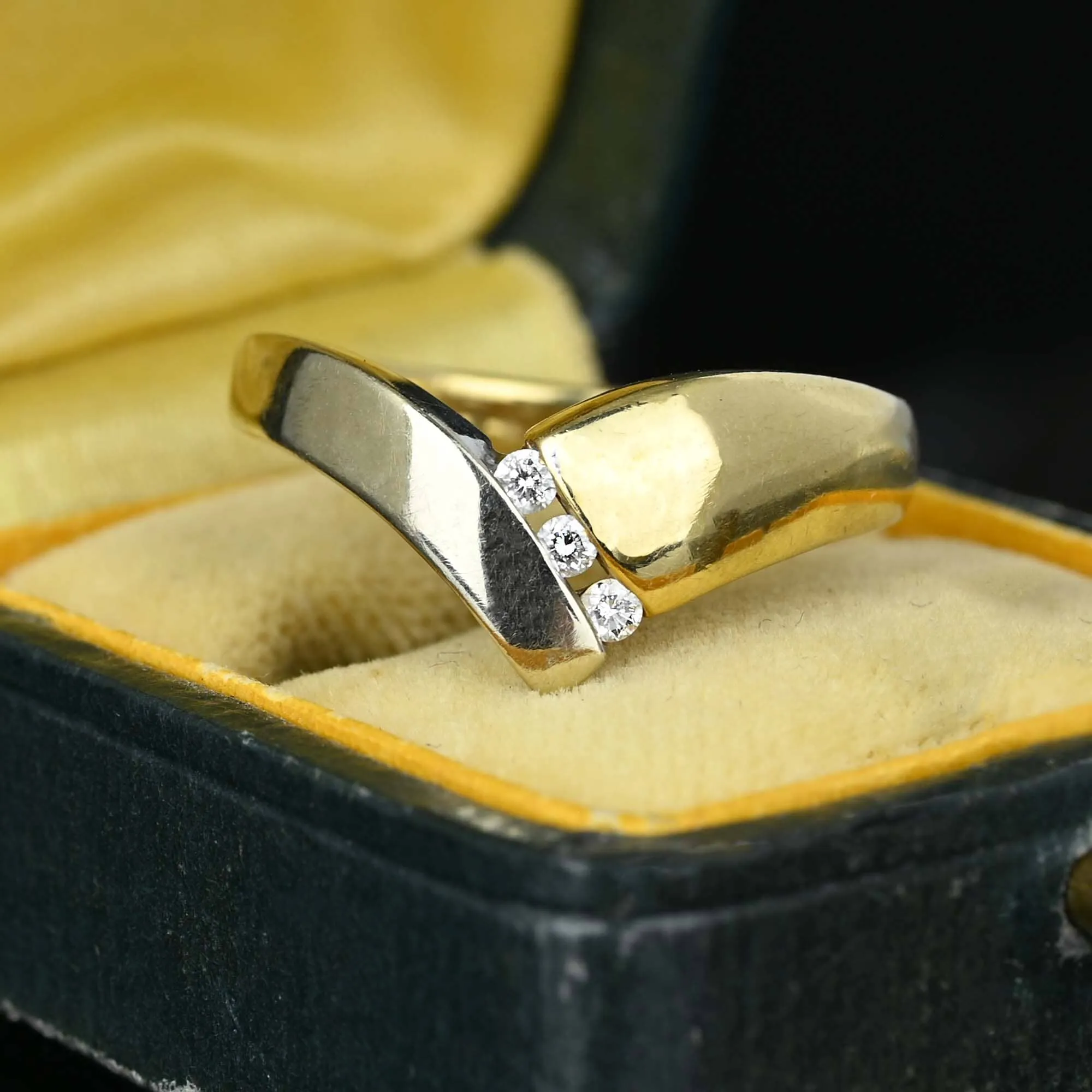 Vintage 14K Gold Two Tone Wishbone Diamond Ring